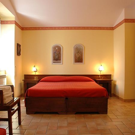 Casale Favilluta Guest House Petrignano Ngoại thất bức ảnh